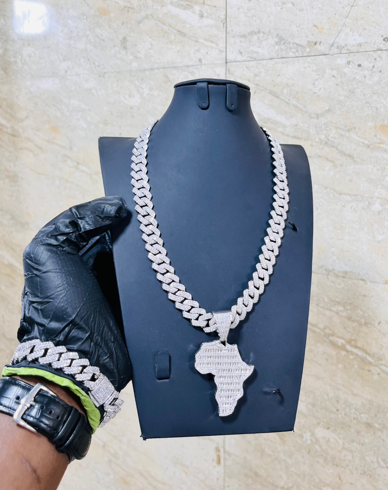 Africa Pendant Chain
